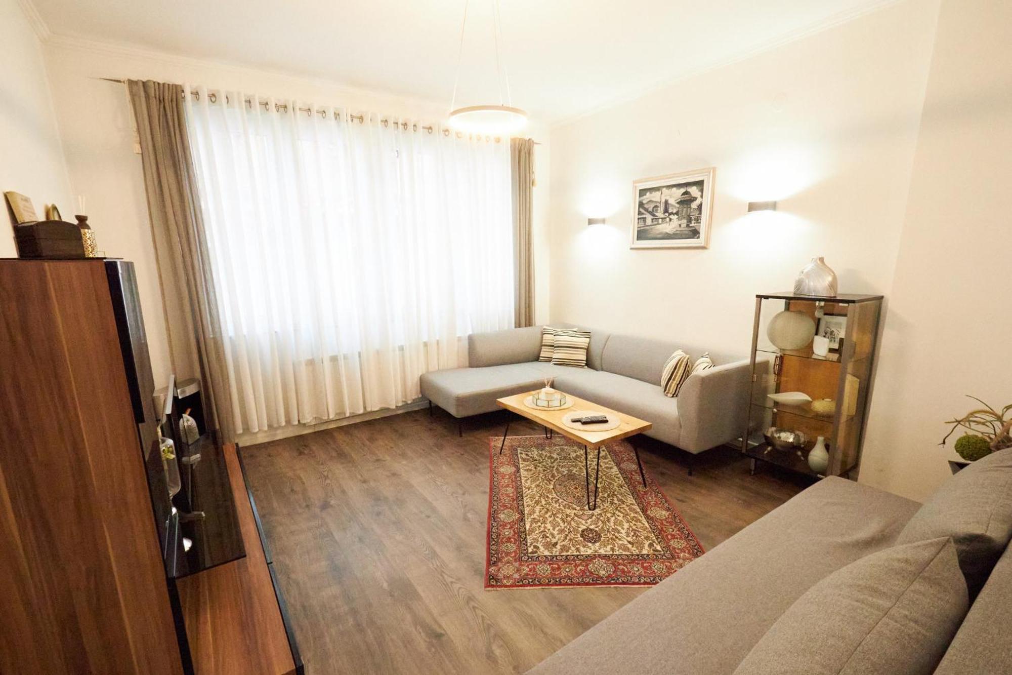 Old Town Elegance Sarajevo Apartment Bagian luar foto